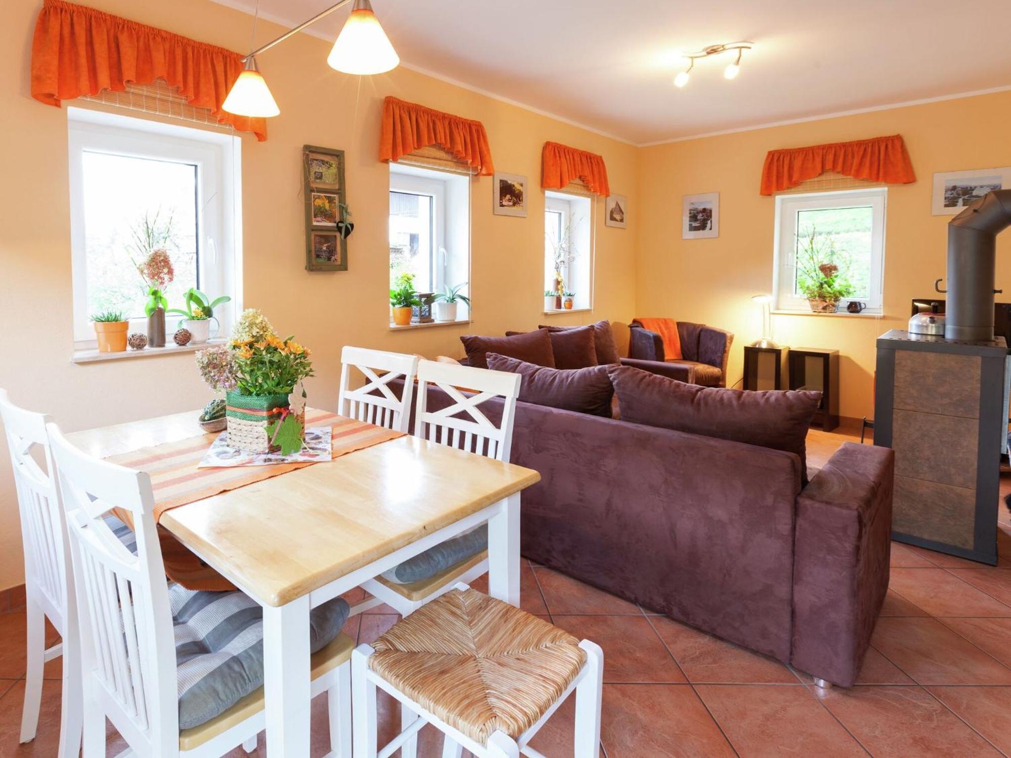 Charming Holiday Home In Hohnstein Ot Lohsdorf Kültér fotó